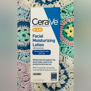 CeraVe AM Facial Moisturizing Lotion